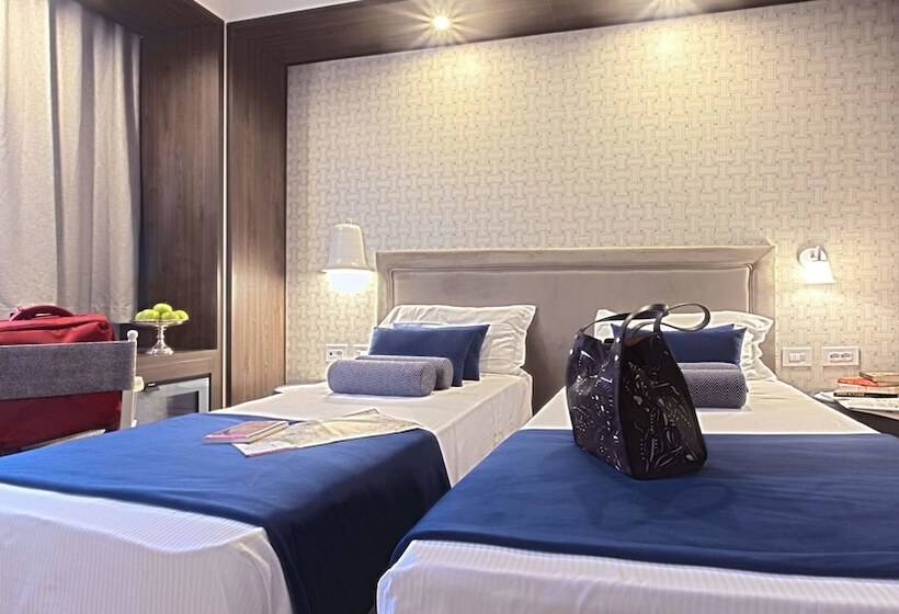 اتاق سوپریور چهار تخته, Fly Deco