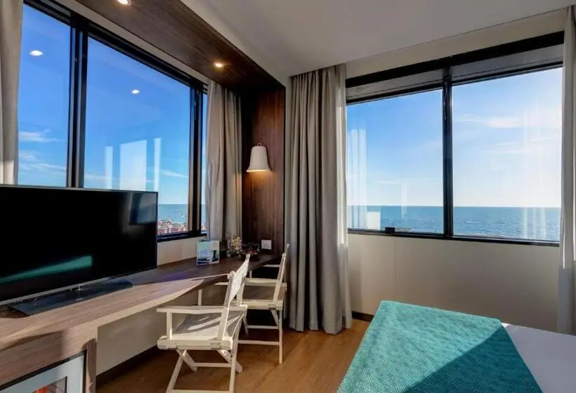 Camera Standard Vista Mare, Fly Deco