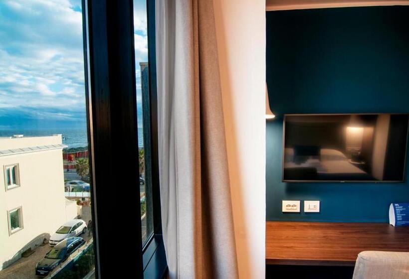 חדר סטנדרט, Fly Deco