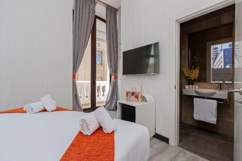 חדר סופריור, Fly Deco