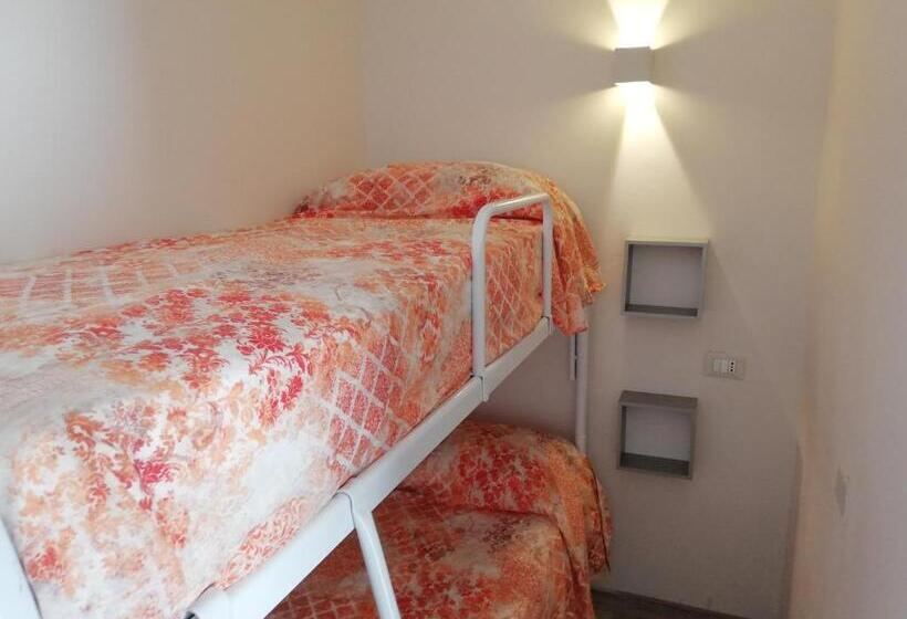 חדר סטנדרט עם מרפסת, B&b Molinari