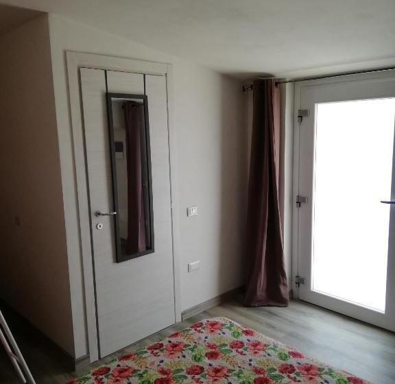 חדר סטנדרט עם מרפסת, B&b Molinari