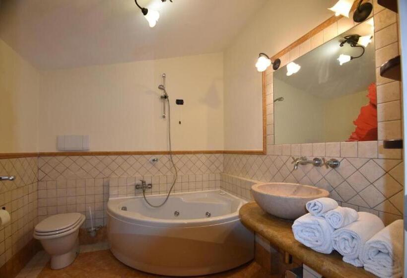 דירת שני חדרים, B&b Molinari