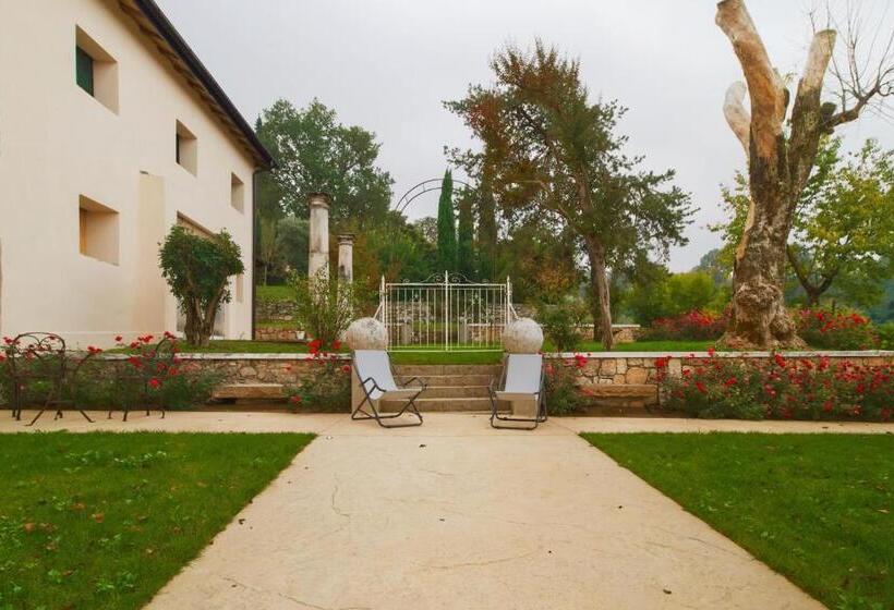 سوییت, Agriturismo Relais Maddalene101