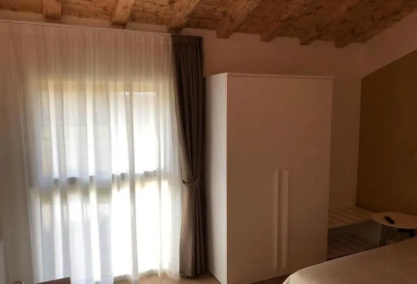 キングサイズベッドのスーペリアルーム, Agriturismo Relais Maddalene101