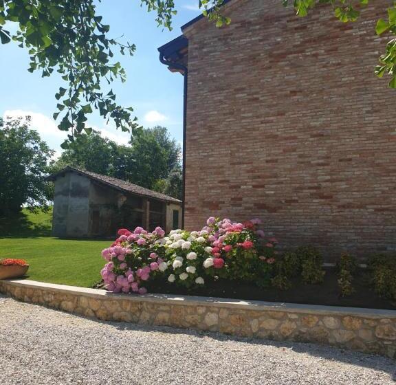 اتاق سوپریور با تخت بزرگ, Agriturismo Relais Maddalene101