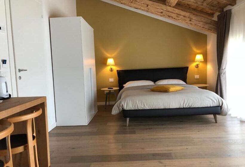 سوییت جونیور, Agriturismo Relais Maddalene101