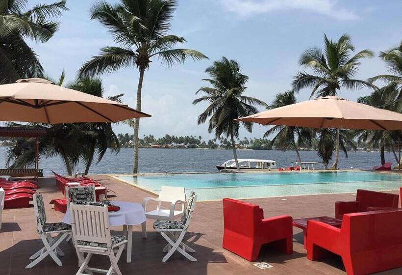 اتاق لوکس, Coucoue Lodge