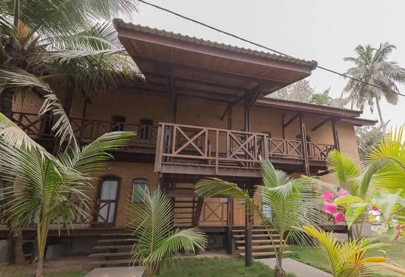 اتاق استاندارد با چشمانداز دریا, Coucoue Lodge