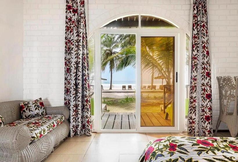 اتاق استاندارد با چشمانداز دریا, Coucoue Lodge