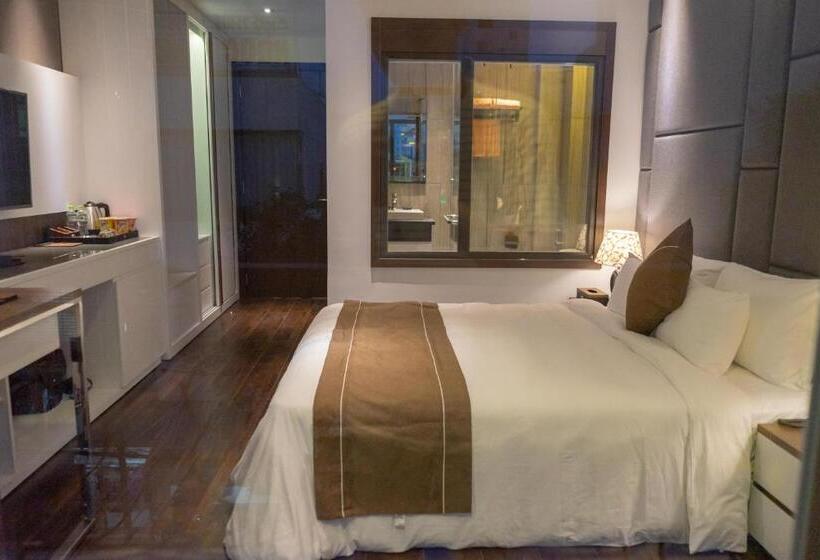 اتاق استاندارد, Kp