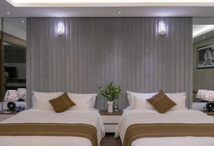 اتاق خانوادگی, Kp