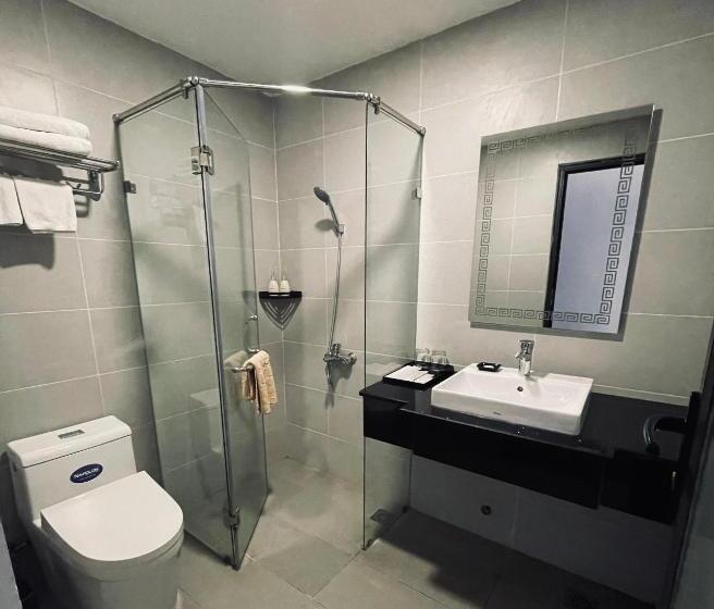 اتاق لوکس, Kp