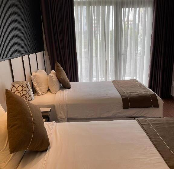 اتاق لوکس, Kp