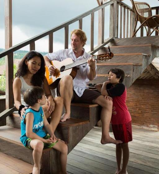 Бунгало Deluxe, I Guci Home