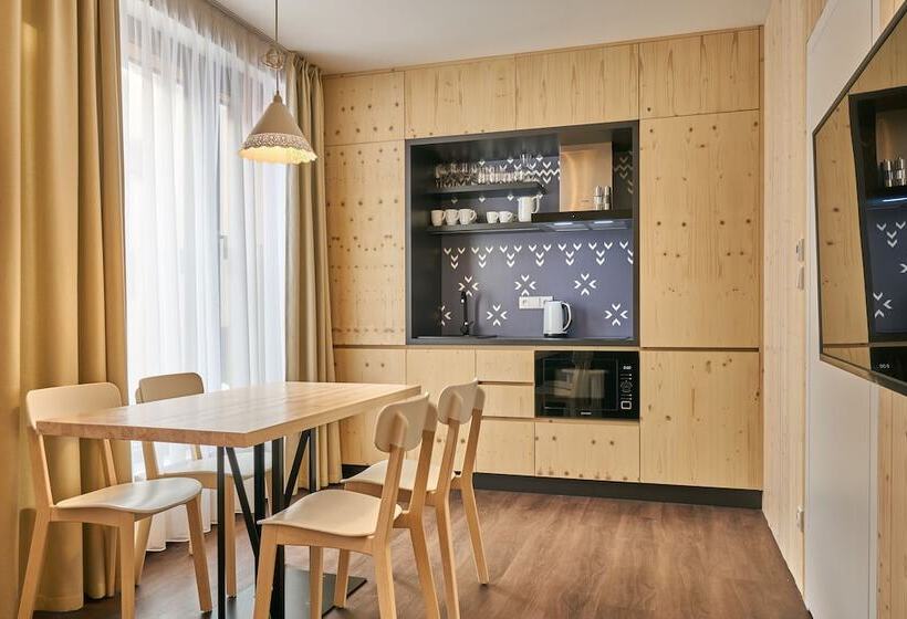 Люкс с гидромассажем, Aparthotel Svatý Vavřinec