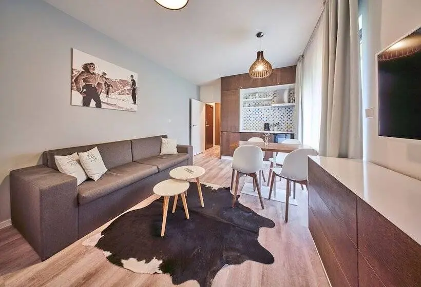 ハイドロマッサージバス付きスイート, Aparthotel Svatý Vavřinec