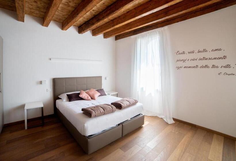 غرفة ديلوكس, K Farm