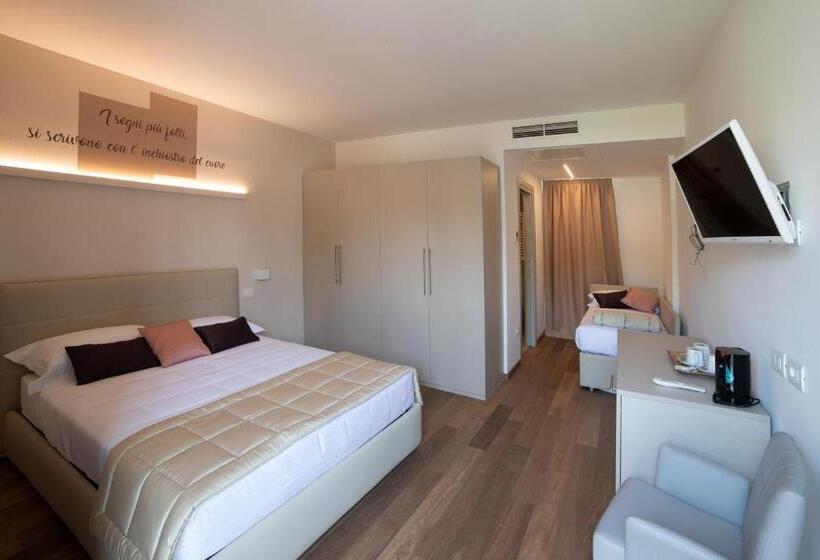 غرفة قياسية, K Farm