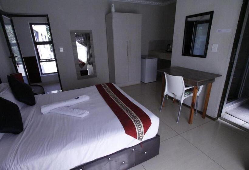 스위트, Naldorado Executive Villa