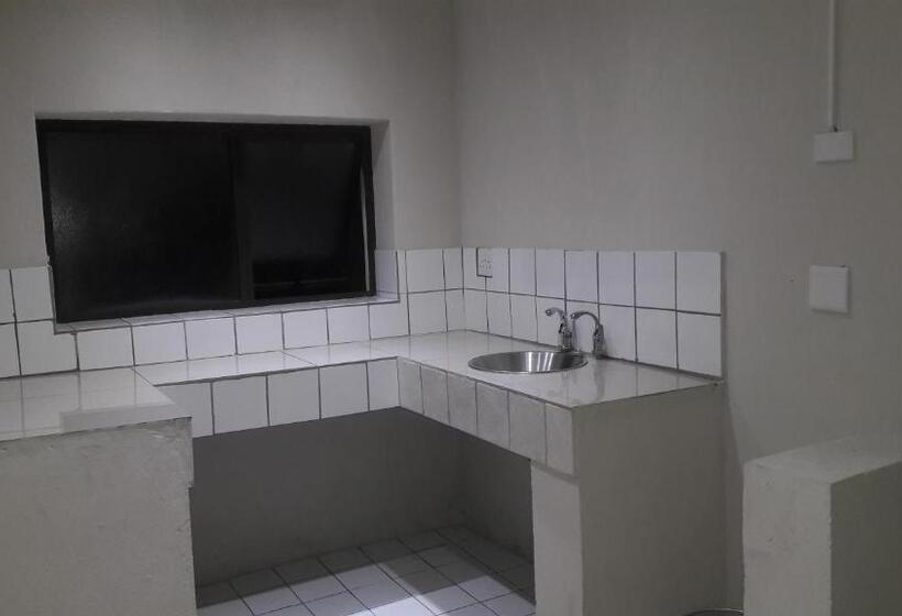 스위트, Naldorado Executive Villa