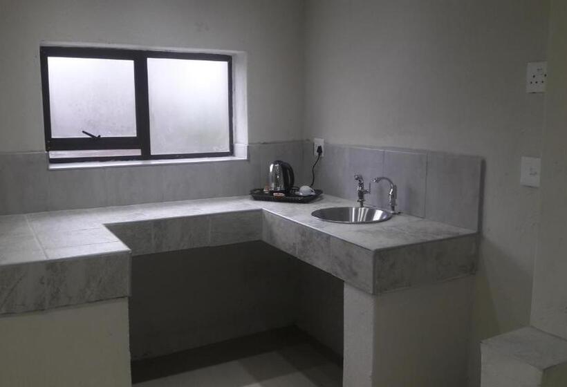 스위트, Naldorado Executive Villa