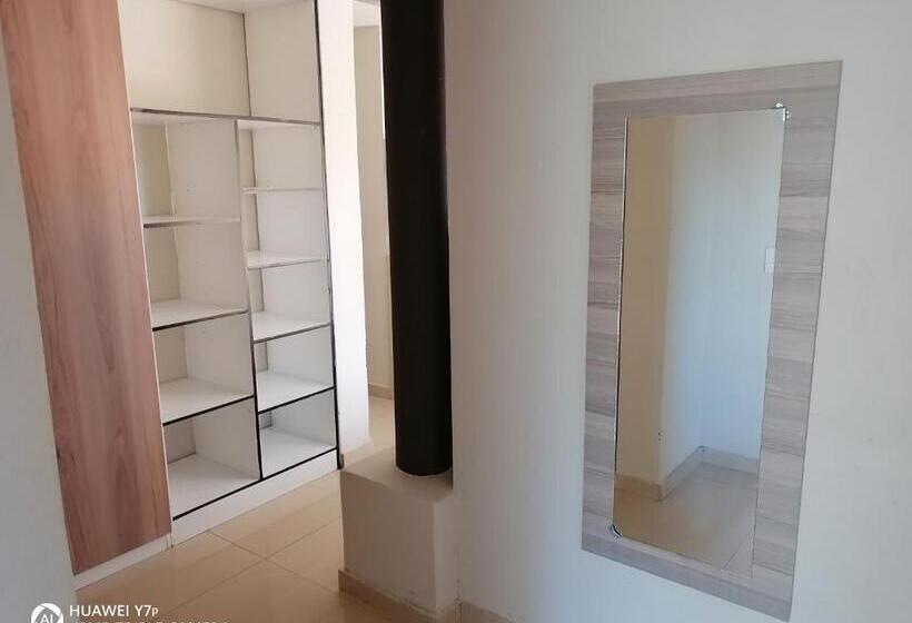 디럭스 스위트 킹 침대, Naldorado Executive Villa