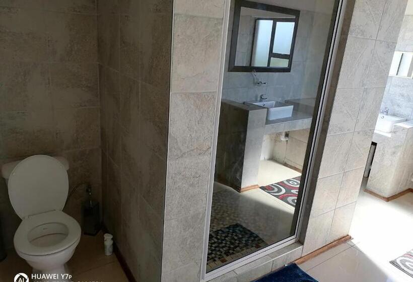 디럭스 스위트 킹 침대, Naldorado Executive Villa