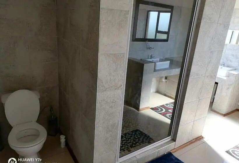 Deluxe Suite King Bed, Naldorado Executive Villa