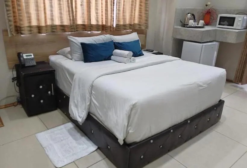 Sviitti Parveke, Naldorado Executive Villa
