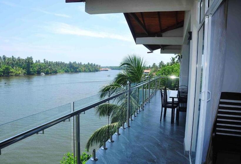 海の見えるスタンダードスタジオ, Amber House Lanka