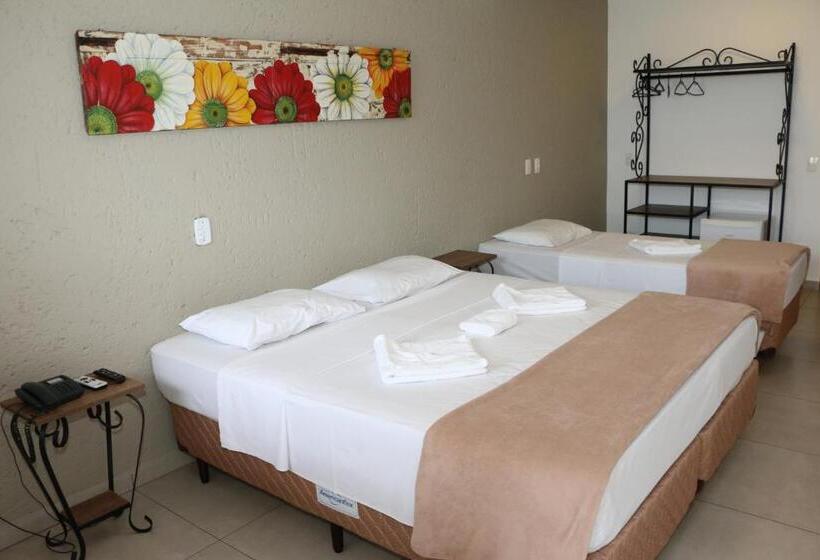 スーペリアトリプルルーム, Pousada Nossa Senhora Aparecida