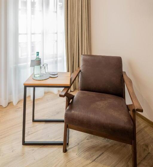 חדר סטנדרט, Hof Ehrenfels