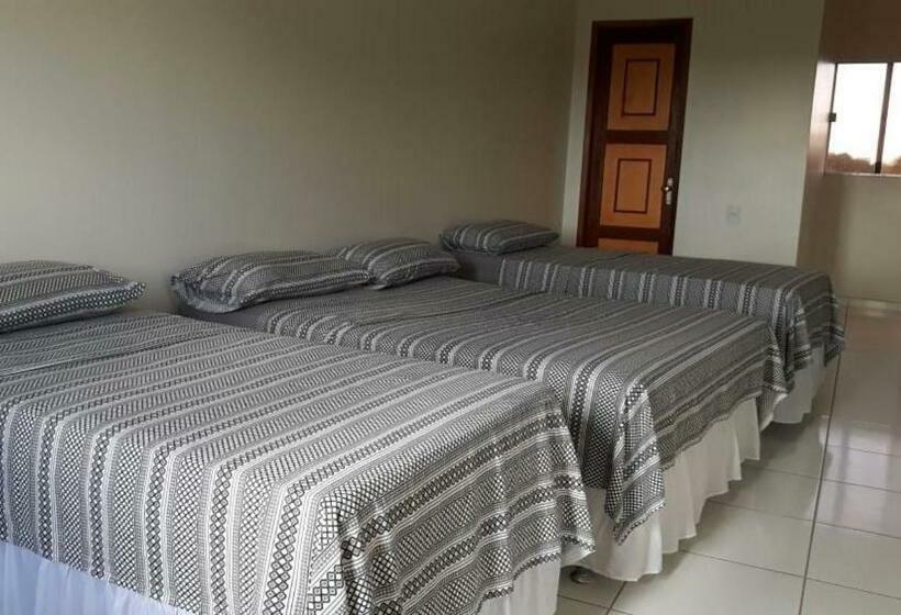 חדר בסיסי לשלושה, Pousada Aerogrill