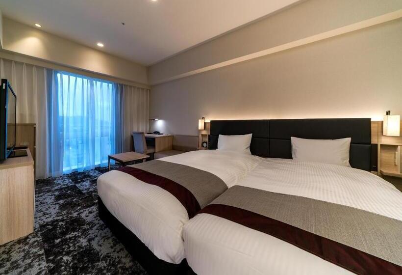 Номер Стандарт Трехместный, Daiwa Roynet Hotel Himeji