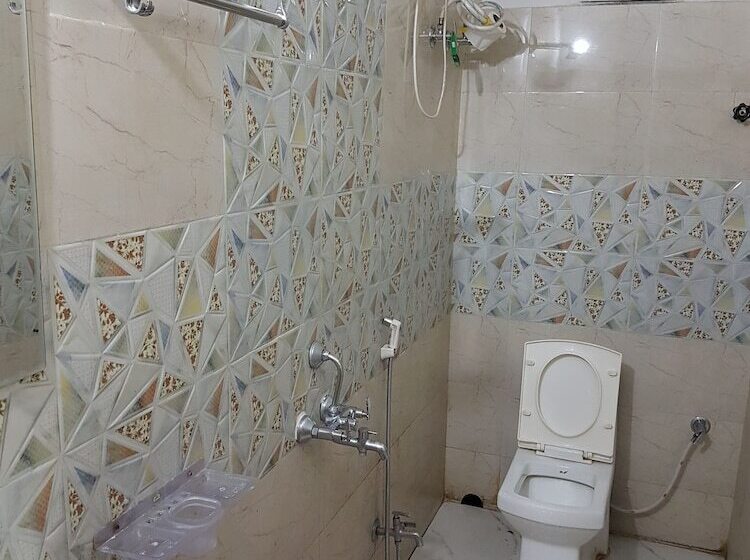 اتاق استاندارد, Jimmy Guest House