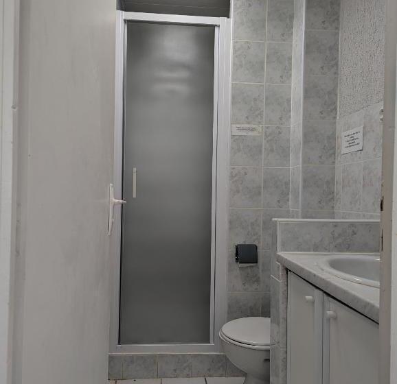 スタンダードルーム, Hôtel Restaurant Le Clos Charmant