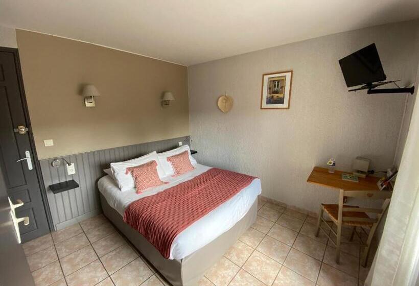 Номер Стандарт, Hôtel Restaurant Le Clos Charmant