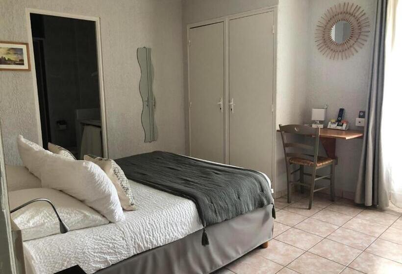 스탠다드 룸, Hôtel Restaurant Le Clos Charmant