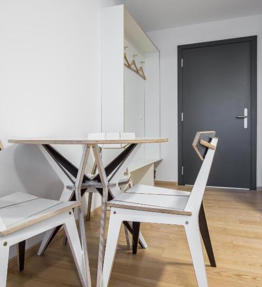 اتاق استاندارد سه تخته با بالکن, #draugunamai