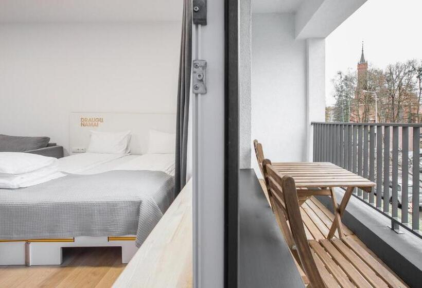 اتاق استاندارد سه تخته با بالکن, #draugunamai