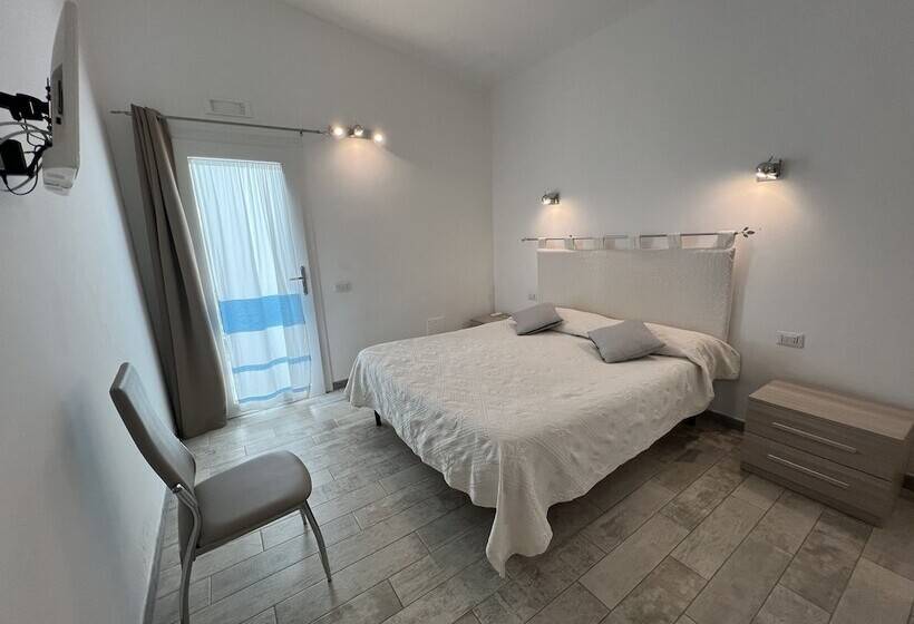 غرفة ديلوكس, In Campagna Da Nino