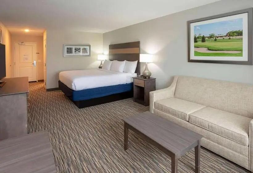 キングサイズベッドのデラックスルーム, Little Crow Resort & Conference, Trademark By Wyndham