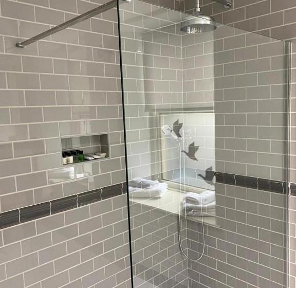 חדר סטנדרט, Rooms At The Saint