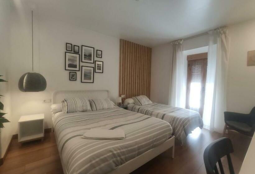 ファミリールーム, El Portazgo Restaurante Hostal La Cisterniga