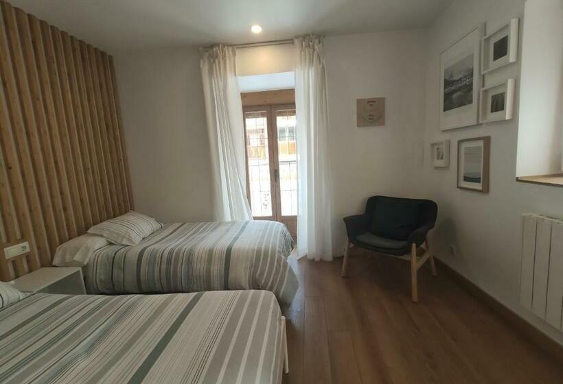 ファミリールーム, El Portazgo Restaurante Hostal La Cisterniga