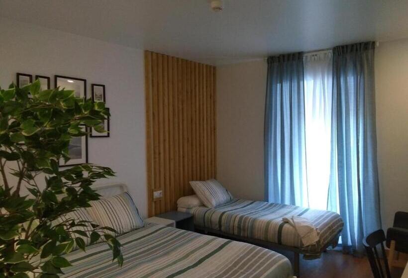 ファミリールーム, El Portazgo Restaurante Hostal La Cisterniga