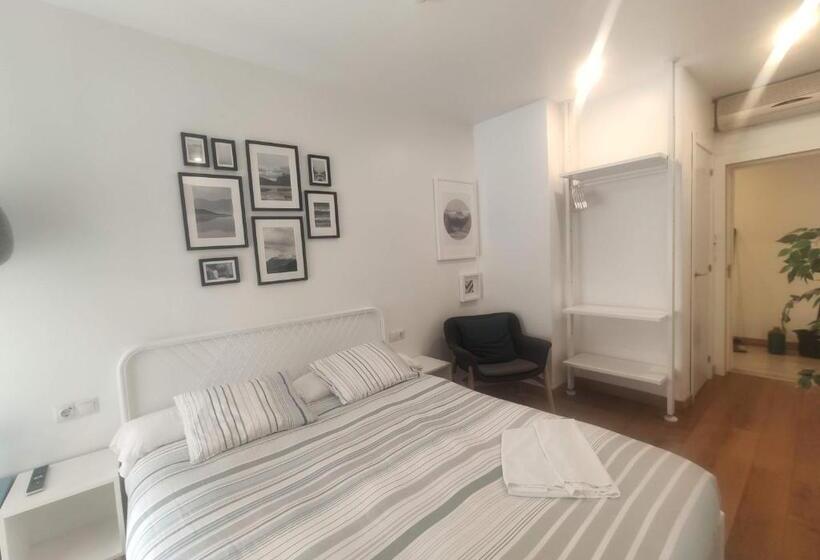 スタンダードルーム, El Portazgo Restaurante Hostal La Cisterniga