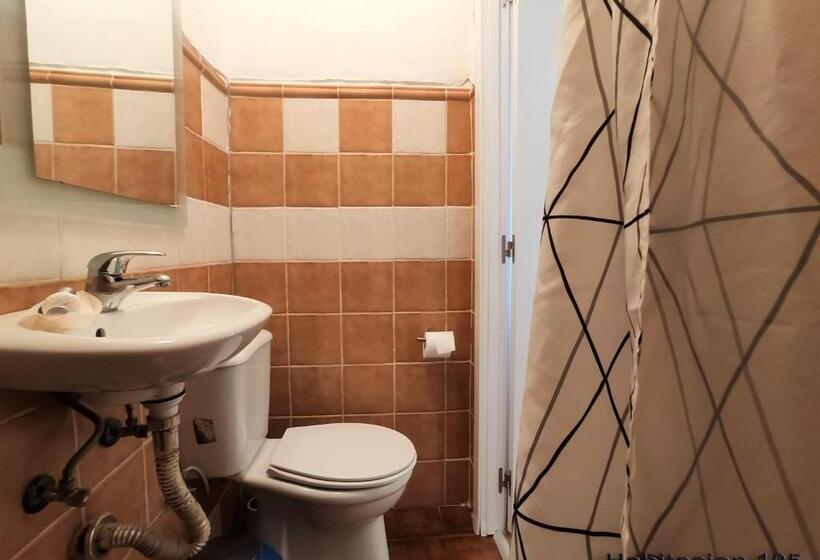 スタンダードルーム, El Portazgo Restaurante Hostal La Cisterniga