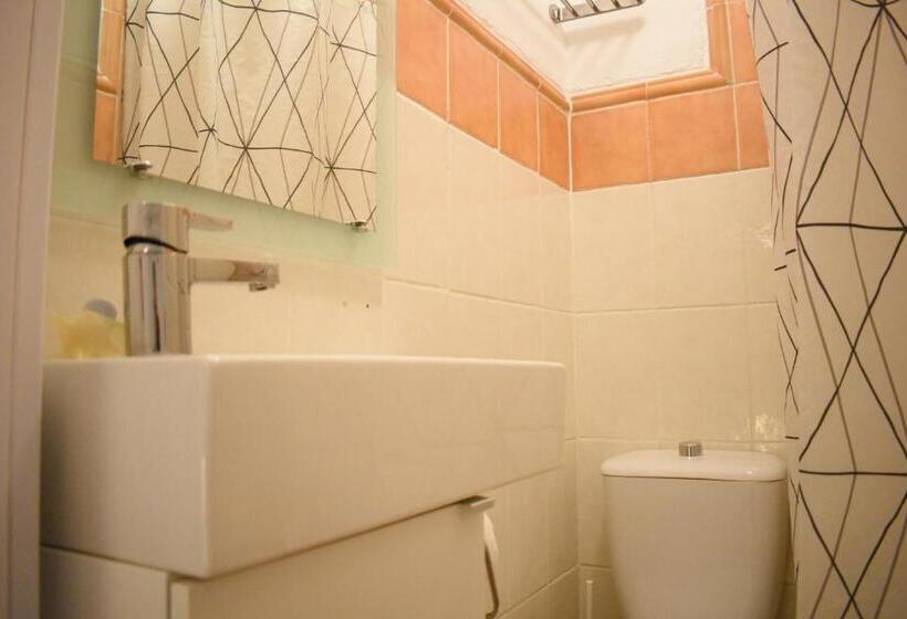 スタンダードシングルルーム, El Portazgo Restaurante Hostal La Cisterniga